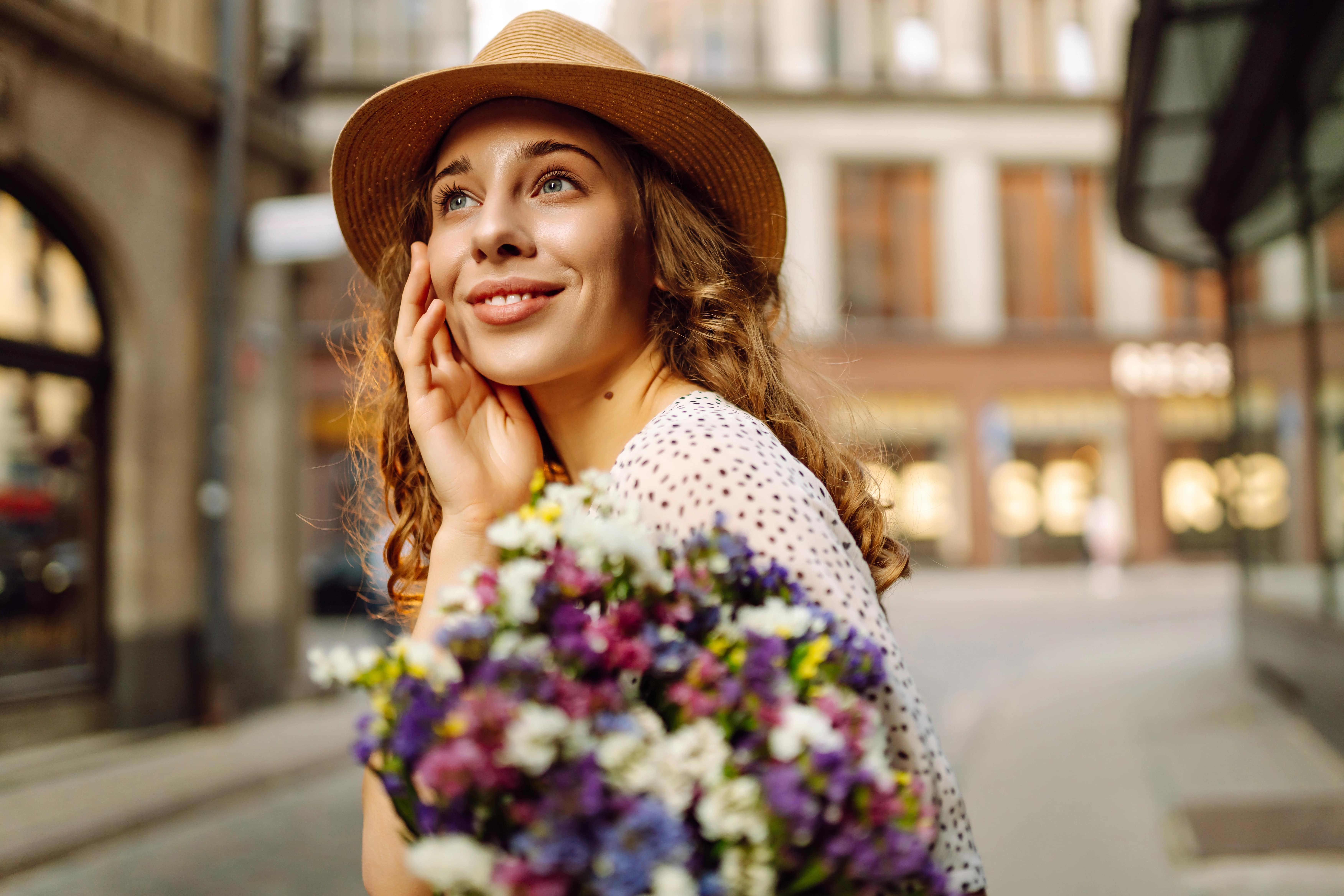 Welcome the New Year with Fresh Blooms and Positive Energy