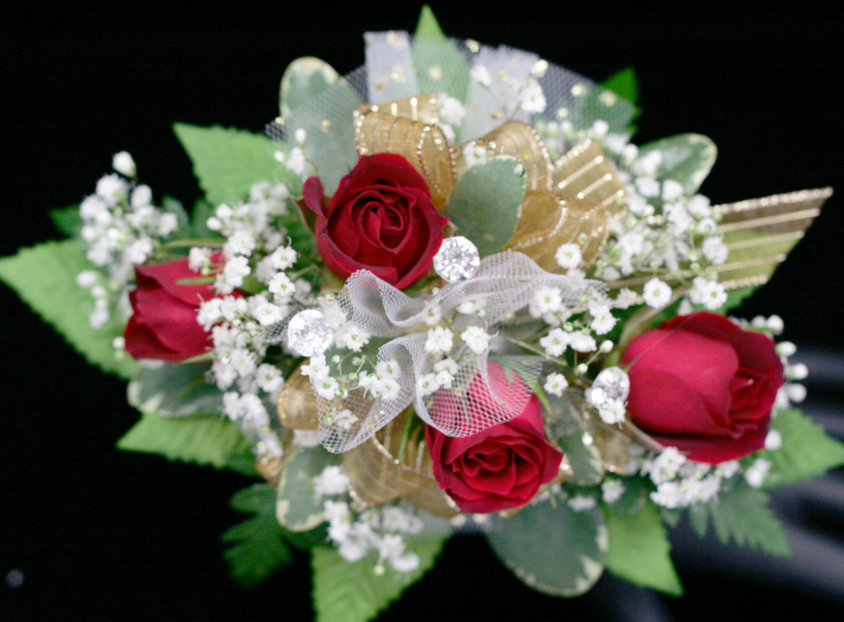 - Four Sweetheart Rose Wrist Corsage - Columbus OH Florist - Flowerama ...