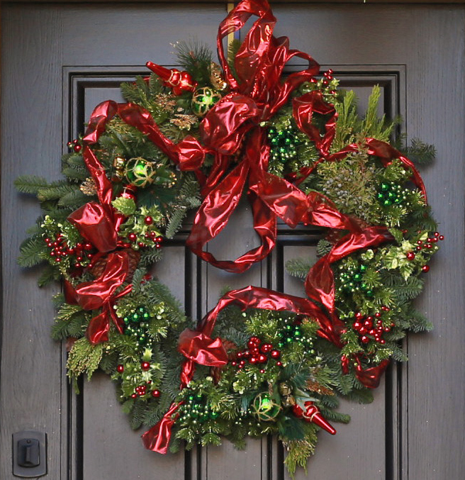 Christmas Wreaths - Traditional Luxury Wreath - Columbus OH Florist ...